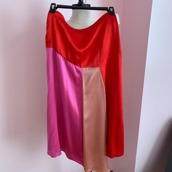 🎉HP🎉NWT! Kate Spade Colorblock Fluid Silk Skirt size 6 - Picture 4 of 11